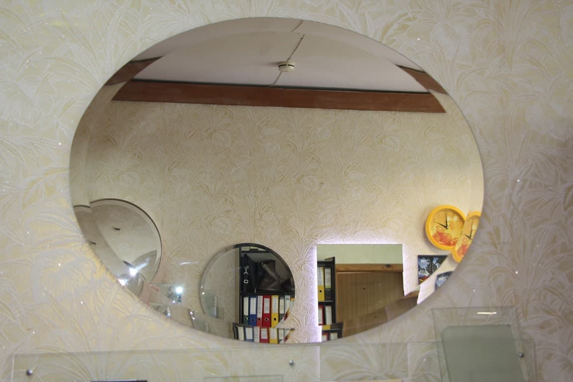 Зеркала с фацетом овальные