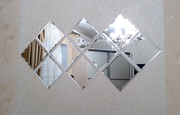 Зеркальное панно с фацетом